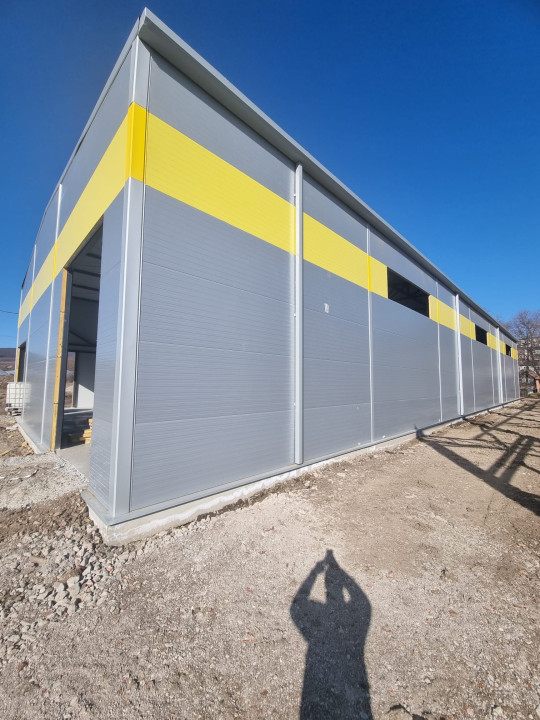 Hala de inchiriat cu sup 599 mp, zona Baciu