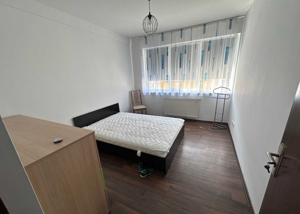 Apartament de 65 mp utili ,etaj intermediar