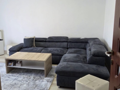 Apartament 2 amere decomandate , zona Ioan Rus