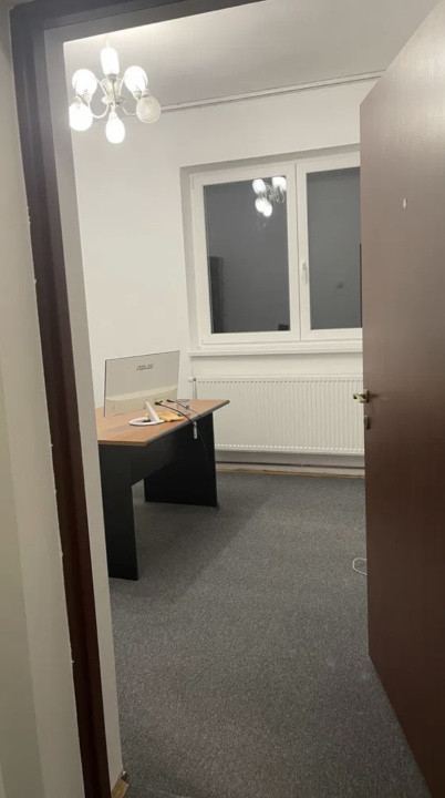 Casa de închiriat, 6 camere, 4 bai, zona Gheorgheni 