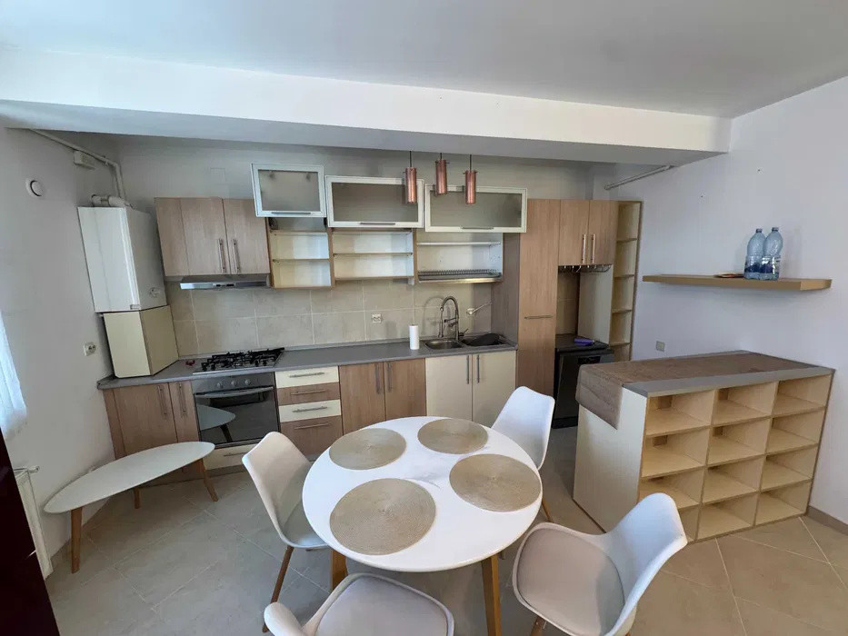 Apartament 2 camere, 56mp, etaj 2, loc de parcare, zona Fagului 