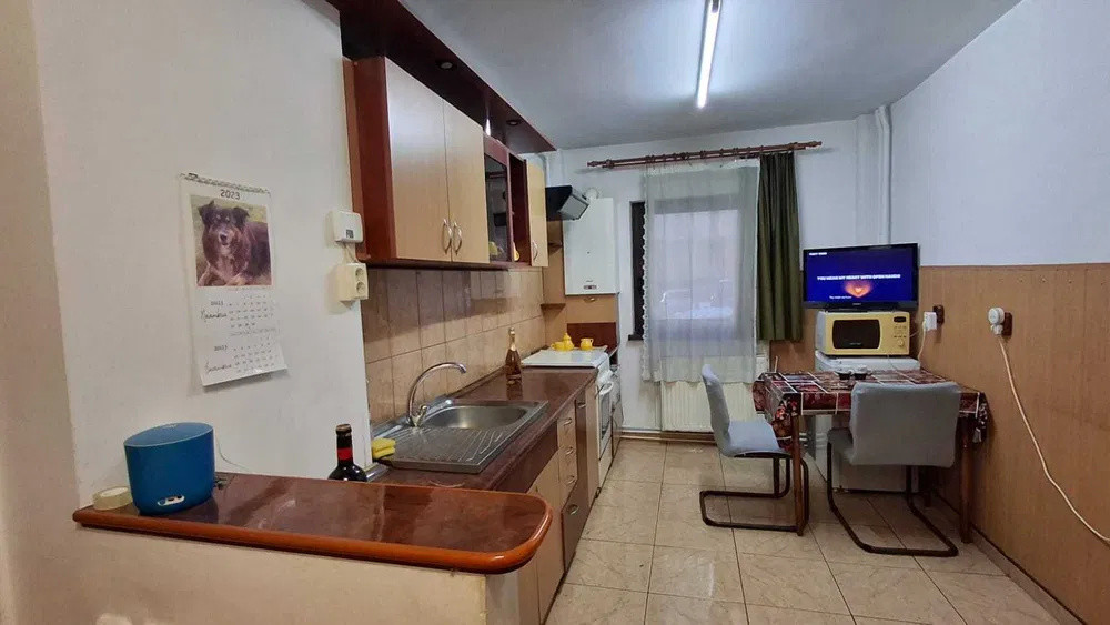 Apartament 3 camere decomandate intre lacuri
