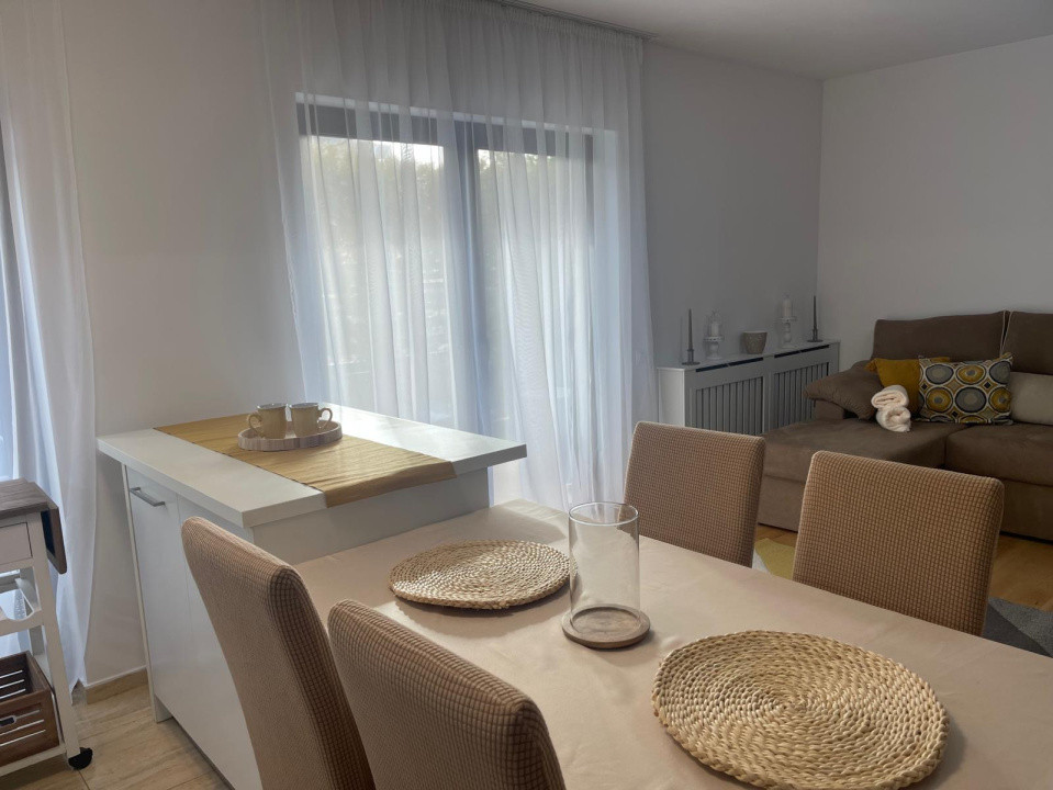 Apartament cu doua camere + gradina, semidecomandat, in Buna Ziua