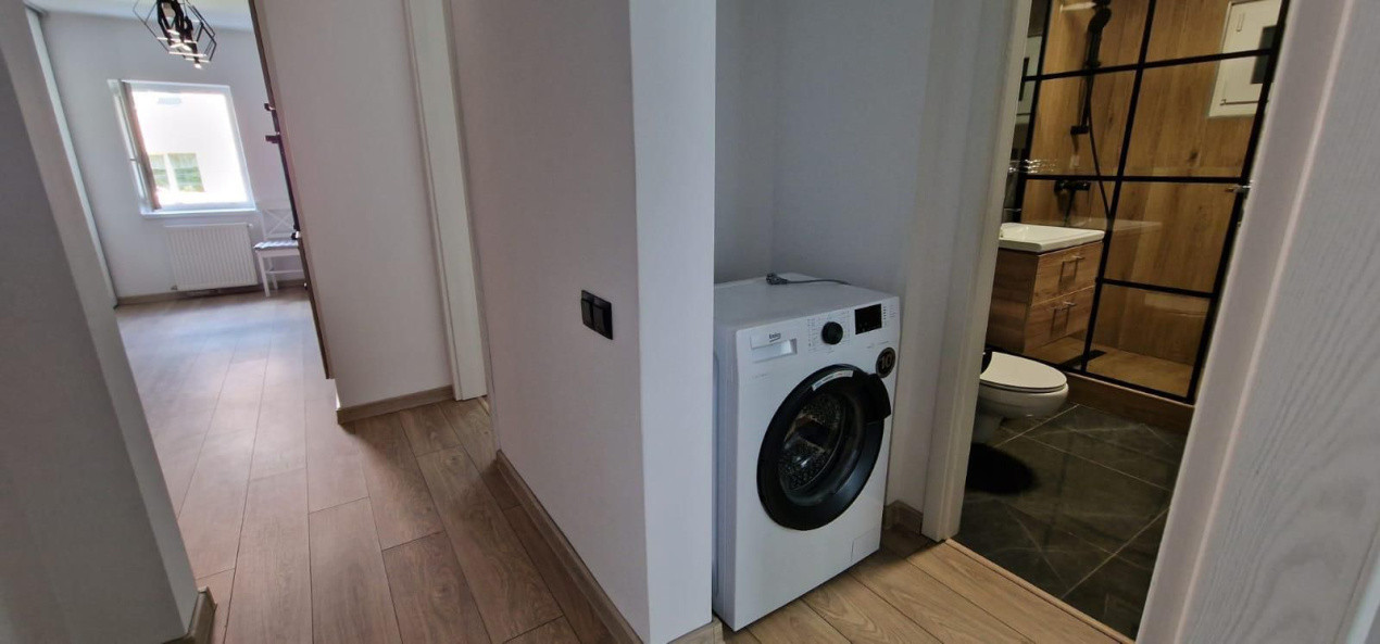 Apartament de 3 camere, 65 mp, decomandat, mobilat/utilat, Floresti
