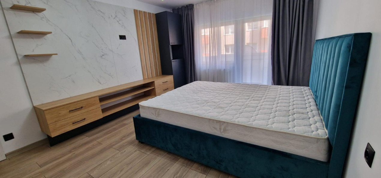 Apartament de 3 camere, 65 mp, decomandat, mobilat/utilat, Floresti