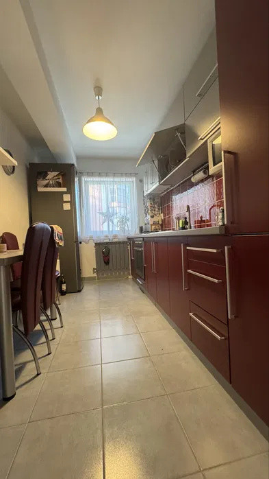 Apartament cu 2 camere, decomandat, 54 mp, zona LIDL 