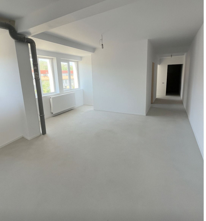 Apartament 3 camere 61mp! Semifinisat! Cu CF! Zona Profi Str. Eroilor!