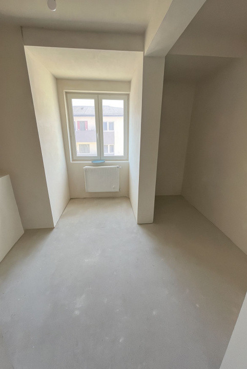 Apartament 3 camere 61mp! Semifinisat! Cu CF! Zona Profi Str. Eroilor!