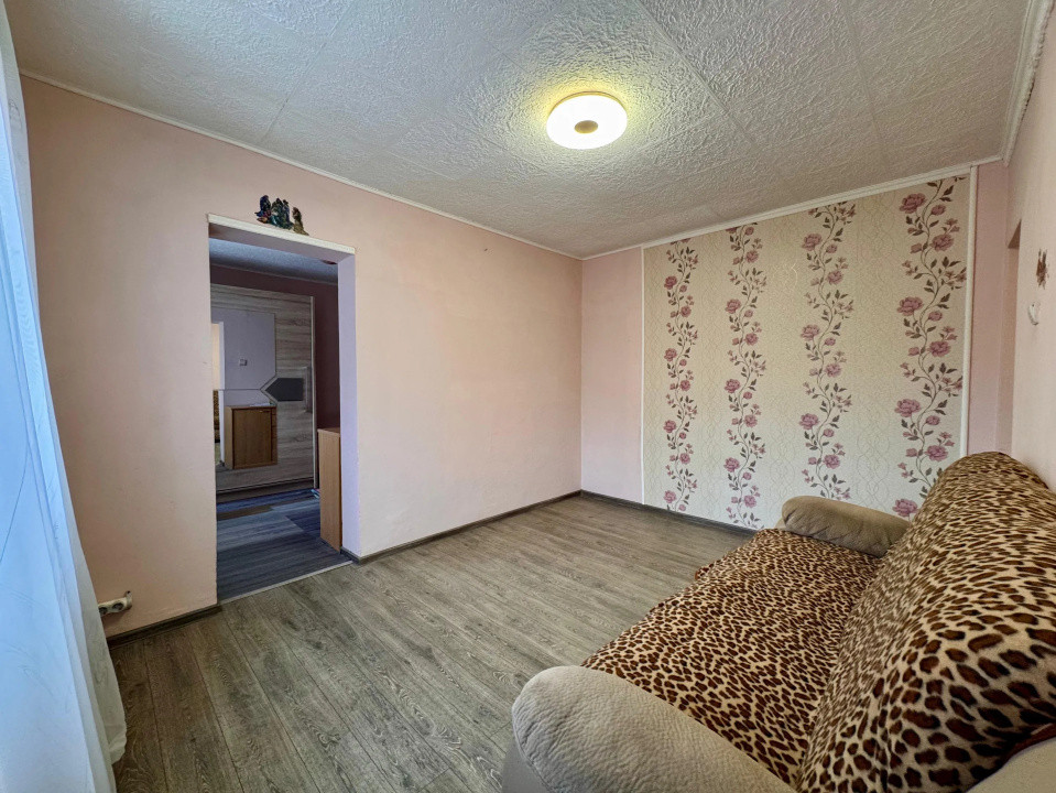 Apartament 2 camere, 32mp, parcare, zona Oasului