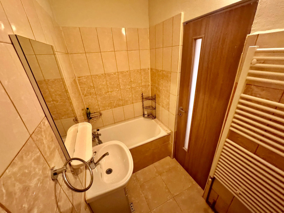 Apartament 2 camere, 32mp, parcare, zona Oasului