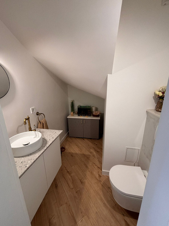 Casa 4 camere- La cheie / Garaj 2 locuri/ Ansamblu privat / Zona Terra