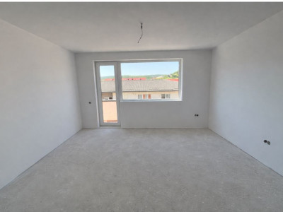 Penthouse 3 camere 70mp+64mp terasa! Zona Eroilor! Langa Profi!