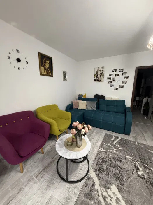 Apartament cu 3 camere, 70 mp, parcare, zona Tineretului