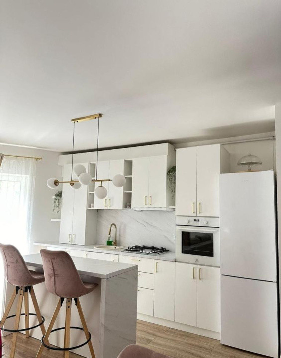 Apartament 2 camere la cheie, 60mp, parcare, zona Vivo