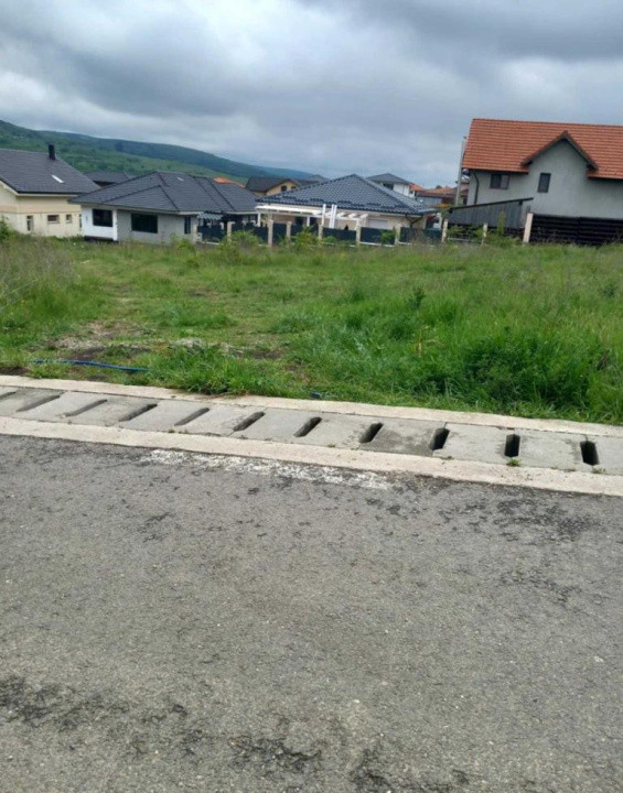 Teren de vanzare Chinteni 500mp front 16ml pentru casa individuala