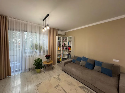 Apartament cu 2 camere, gradina, parcare, zona Porii (nr mici)