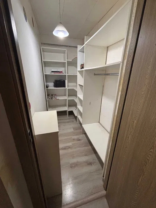 Apartament cu 3 camere, 52 mp, parcare, zona Terra