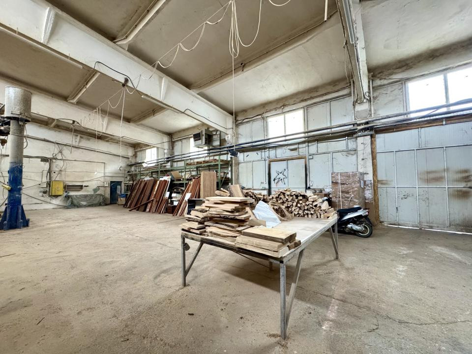 Hală industrială, 350 mp, acces auto, zona Calea Baciului