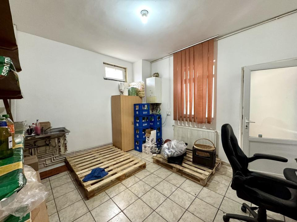 Spațiu comercial, 100 mp, intrare din stradă, zona P-ța Karl Liebknecht