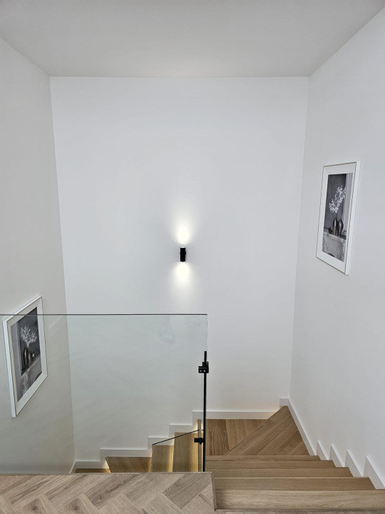 Duplex finisat ULTRA LUX, 3 nivele, 170 mp, teren 270 mp, zona Narciselor 