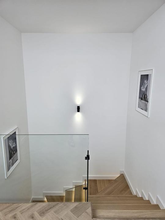 Duplex finisat ULTRA LUX, 3 nivele, 170 mp, teren 270 mp, zona Narciselor 