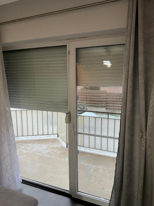 Apartament cu o camera, 39 mp, balcon, zona Stejarului