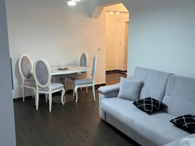 Apartament cu o camera, 39 mp, balcon, zona Stejarului