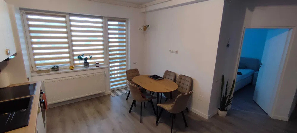Apartament cu 2 camere, 46 mp, balcon, zona Teilor