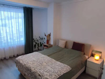 Apartament cu 2 camere, 46 mp, balcon, zona Teilor