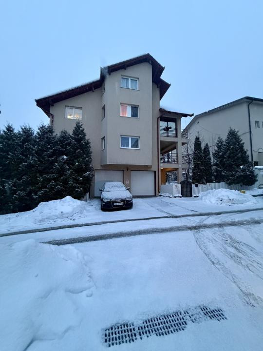 Vila /Casa cu potential in Faget ,510 mp utili