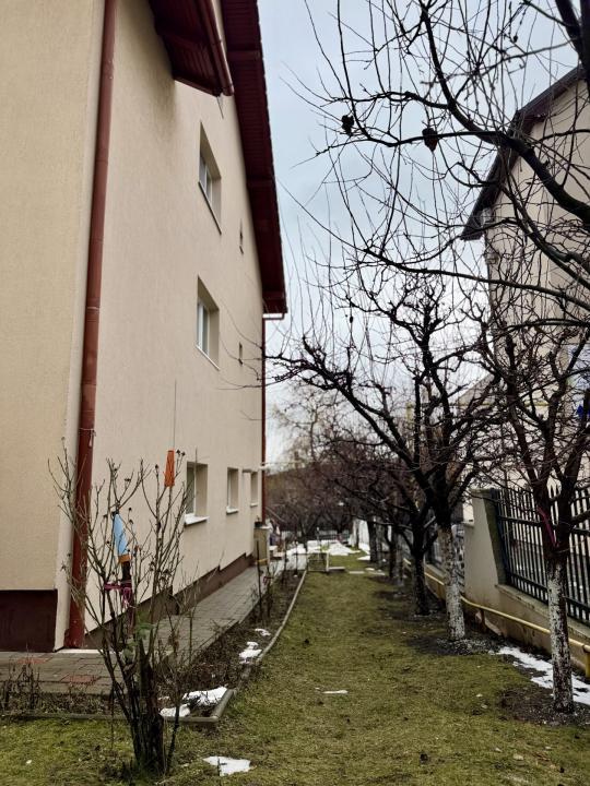 Vila /Casa cu potential in Faget ,510 mp utili