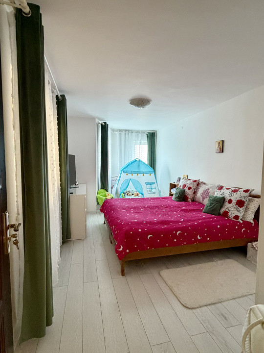 Vila /Casa cu potential in Faget ,510 mp utili
