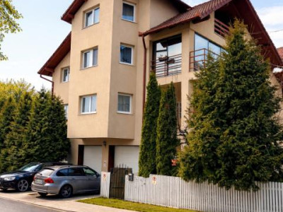 Vila /Casa cu potential in Faget ,510 mp utili