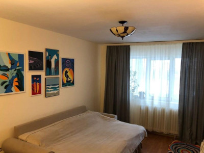 Apartament 2 camere decomandate, 54mp, zona Parang