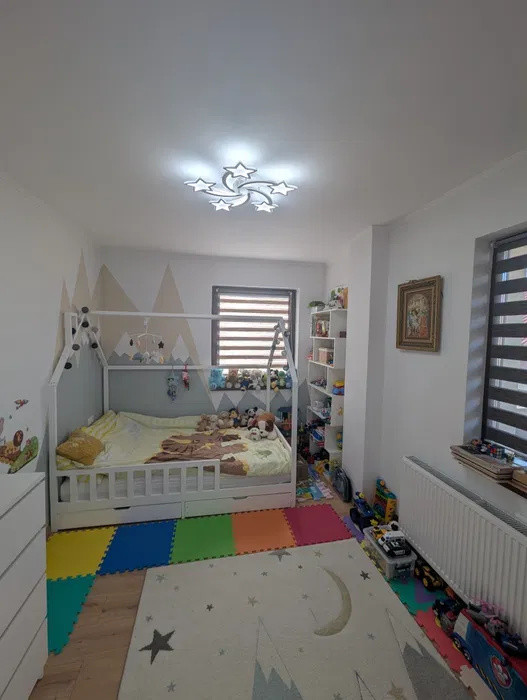 Apartament cu 3 camere, 77 mp, 2 bai, zona Parcului Poligon