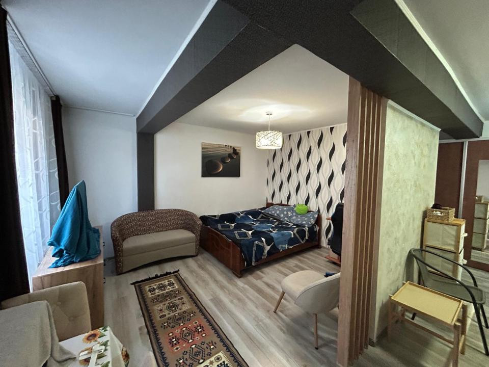 Apartament cu 1 camera, 35 mp ,Zona Eroilor