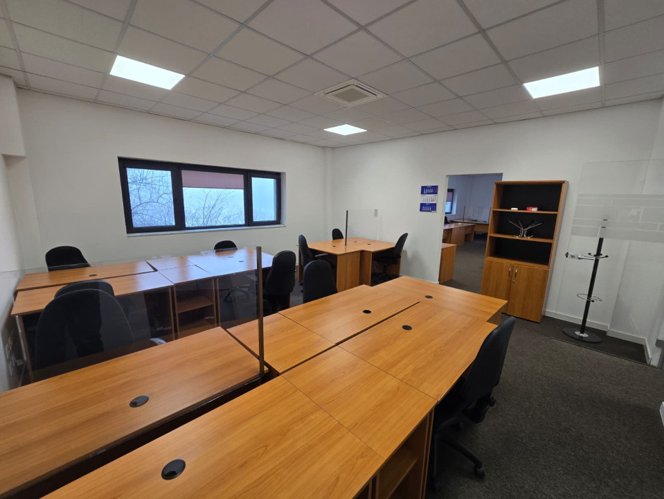 Spatiu birouri 200mp, Parcare 12 locuri, Calea Turzii, Leroy Merlin