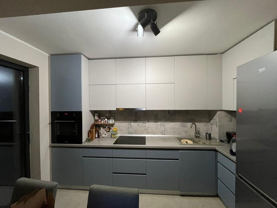 Apartament 2 camere, 55 mp, terasa, etaj intermediar,parcare, zona Semicentrala
