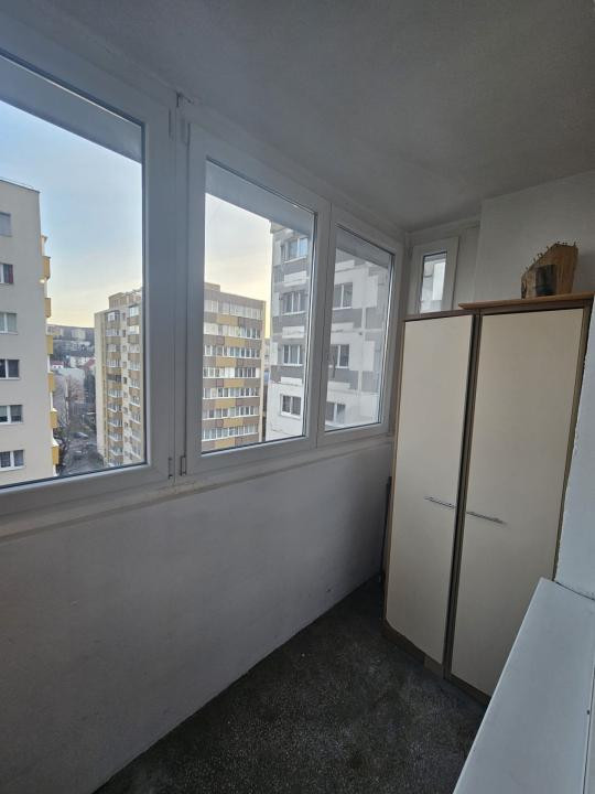 Apartament 2 camere decomandate, 49mp, etaj intermediar, zona Calea Floresti