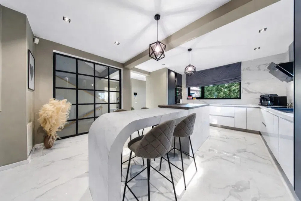 Casa individuala Faget 302mp si teren 1000mp mobilata Lux 