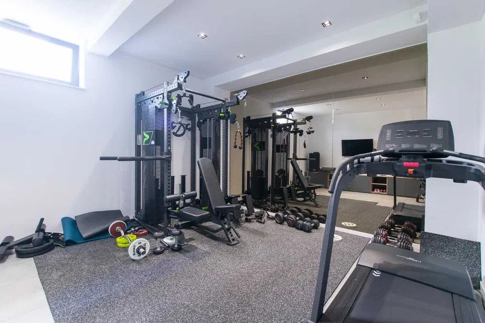 Casa individuala Faget 302mp si teren 1000mp mobilata Lux 