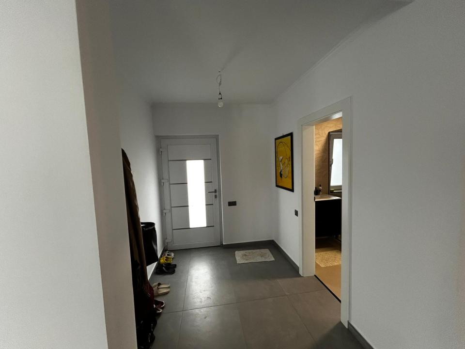 Casa individuala de 4 camere, 261 mp utili, Finisata, Chinteni