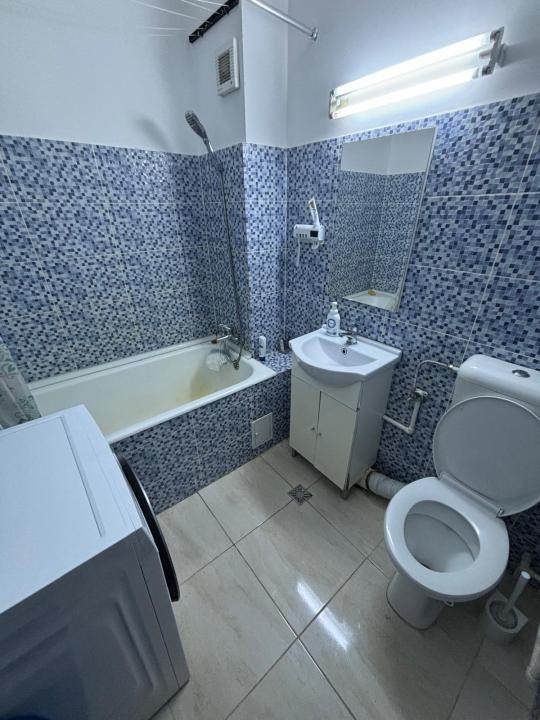 Garsoniera la cheie, 32 mp, zona strazii Parang