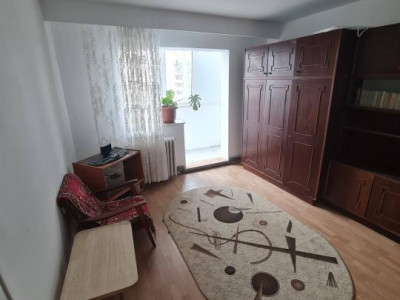 Apartament 3 camere, 2 bai,decomandat, 78 mp, etaj intemediar, parcare, Calvaria