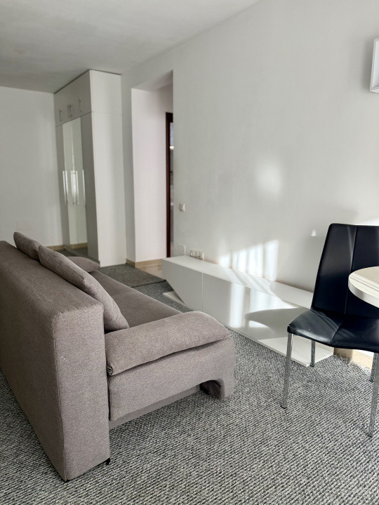 Apartament 2 camere, parcare ,et 1 bloc cu lift,zona Eroilor Residence