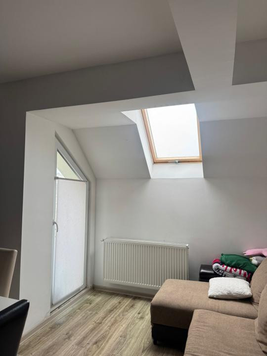 Apartament cu 2 camere, 48 mp, balcon, zona Eroilor