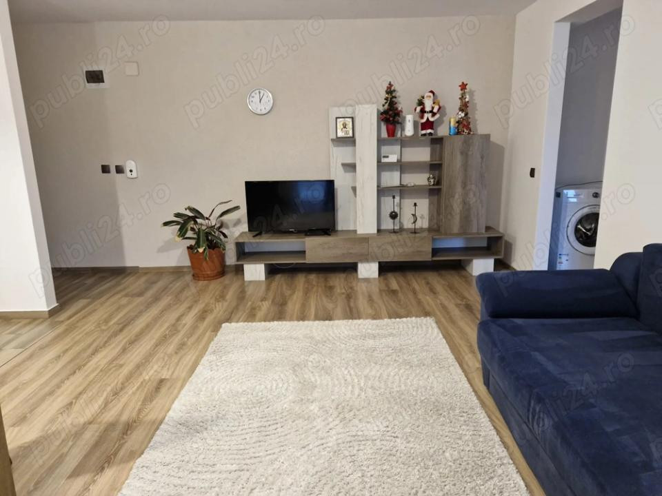 Apartament cu 2 camere, 49 mp, balcon, zona Eroilor