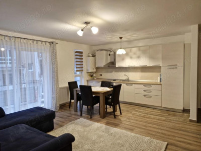 Apartament cu 2 camere, 49 mp, balcon, zona Eroilor