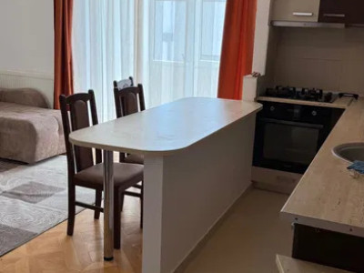 Ideal locuinta sau investitie, apartament 2 camere mobilat cu parcare, Floresti
