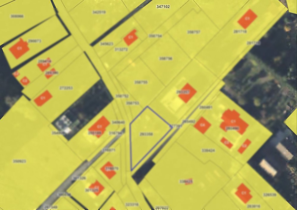 Teren de 858 mp, PUZ  aprobat casa individuala, Faget/ DD Rosca